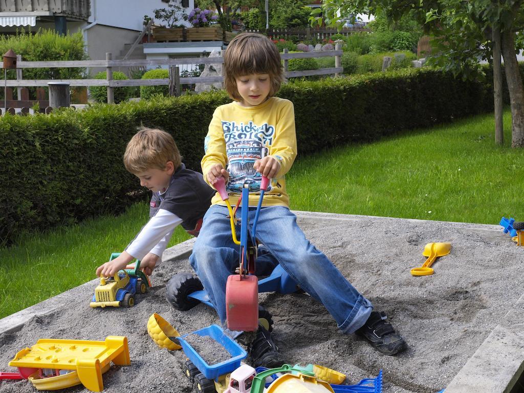Ferienbauernhof Moosbrugger Appartement Schoppernau Buitenkant foto